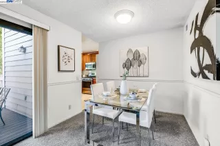 Photo #5: 41044391 Listing