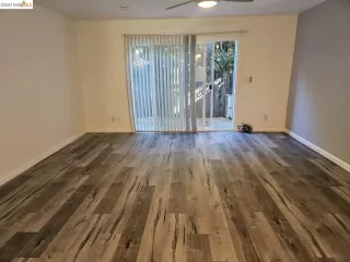 Photo #6: 41044422 Listing