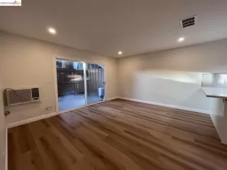 Photo #6: 41044464 Listing