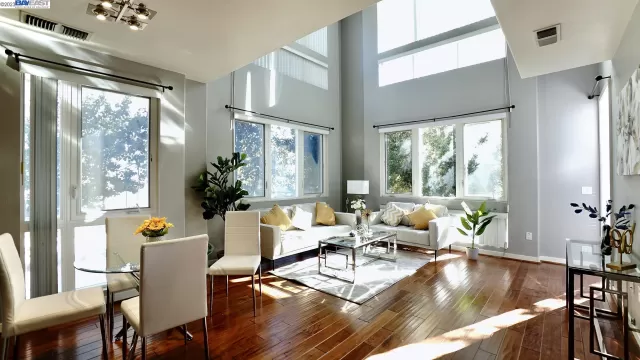 MLS: 41044479 Condo For Sale