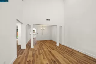 Photo #5: 41044506 Listing 