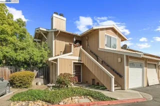 Photo #2: 41044515 Listing