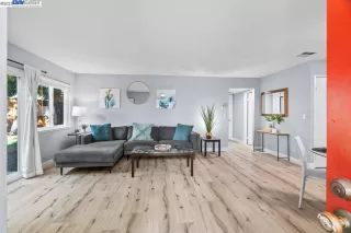 Photo #5: 41044515 Listing