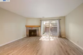 Photo #4: 41044564 Listing