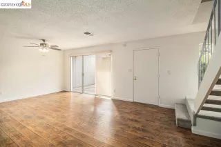 Photo #4: 41044584 Listing