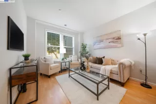 Photo #1: 41044591 Listing