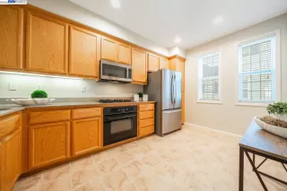 Photo #4: 41044591 Listing