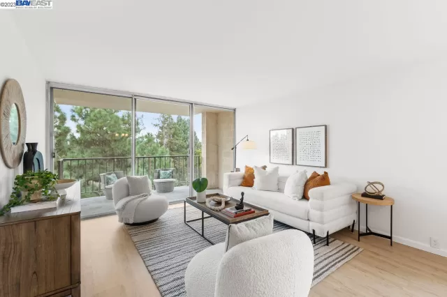 MLS: 41044647 Condo For Sale