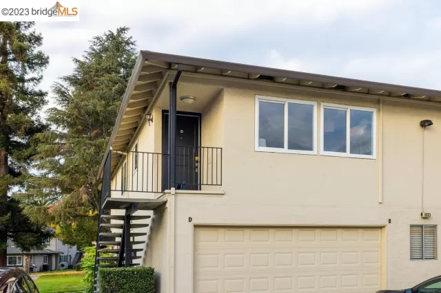 MLS: 41044677 Condo For Sale