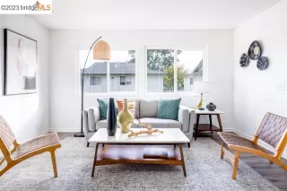 Photo #2: 41044677 Listing 