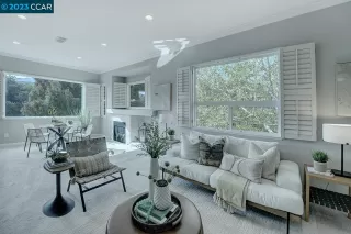 Photo #4: 41044761 Listing