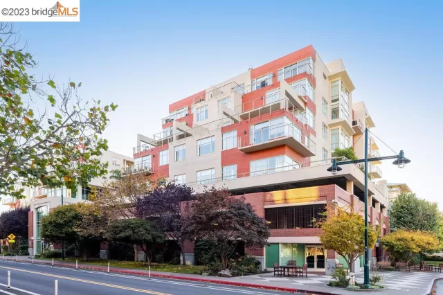 MLS: 41044824 Condo For Sale