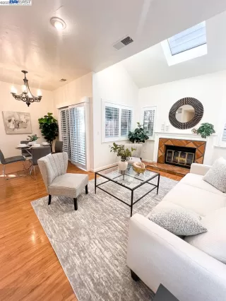 Photo #1: 41044938 Listing 