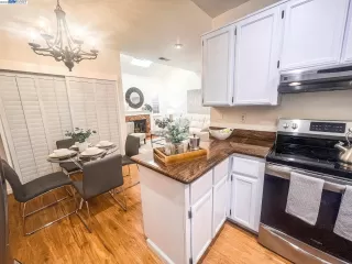 Photo #3: 41044938 Listing 