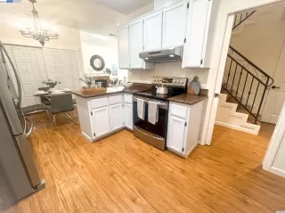 Photo #4: 41044938 Listing 