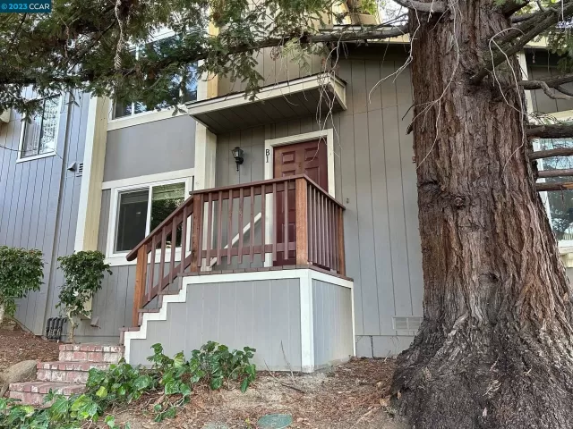 MLS: 41044942 Condo For Sale