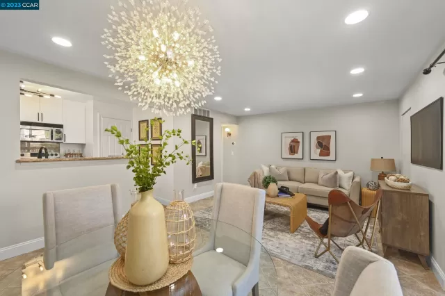 MLS: 41044973 Condo For Sale