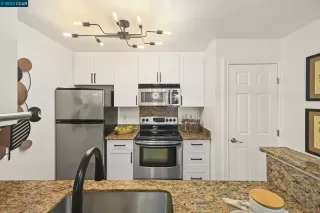 Photo #6: 41044973 Listing