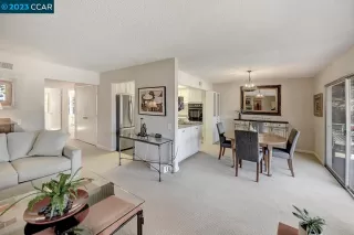 Photo #3: 41045121 Listing