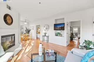 Photo #4: 41045194 Listing