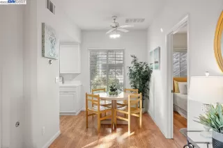 Photo #5: 41045194 Listing