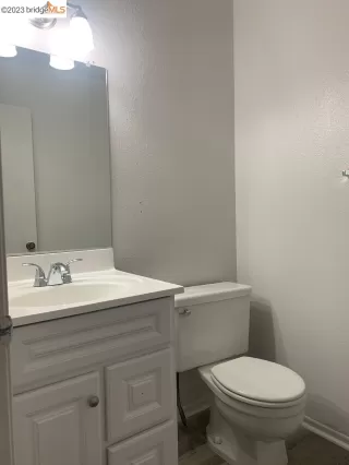 Photo #5: 41045198 Listing