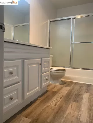 Photo #6: 41045198 Listing