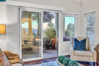 Photo #2: 41045212 Listing