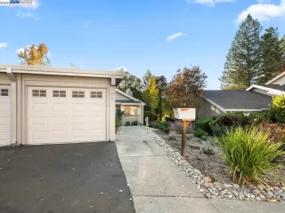 Photo #2: 41045242 Listing