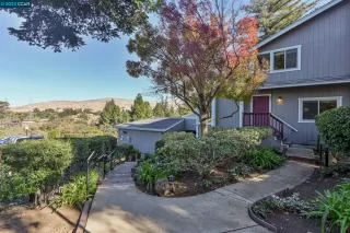 Photo #2: 41045244 Listing