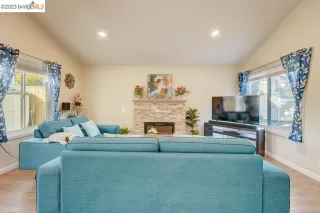 Photo #4: 41045245 Listing