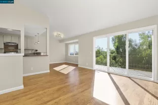 Photo #5: 41045280 Listing