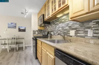 Photo #5: 41045308 Listing 