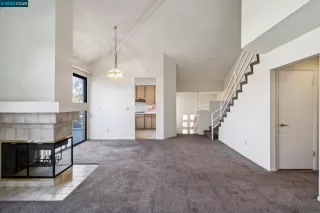 Photo #5: 41045343 Listing