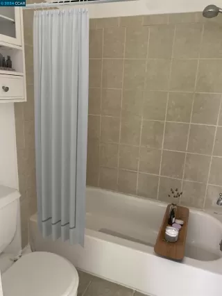 Photo #3: 41045388 Listing