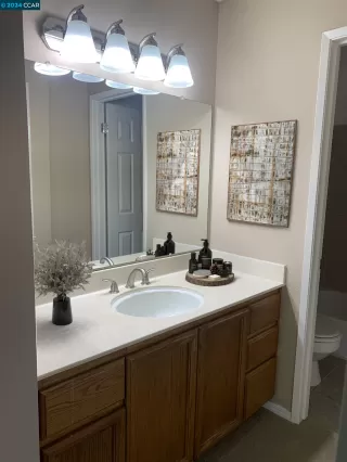 Photo #5: 41045388 Listing