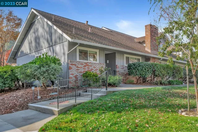 MLS: 41045393 Condo For Sale