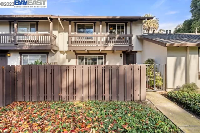 MLS: 41045422 Condo For Sale