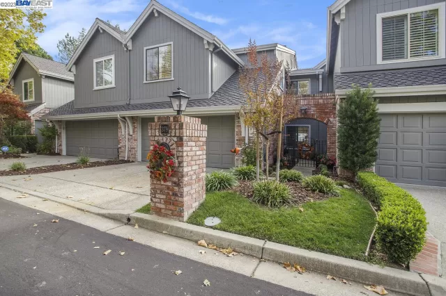 MLS: 41045597 Condo For Sale