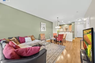 Photo #5: 41045605 Listing 