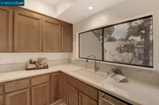 Photo #4: 41045631 Listing