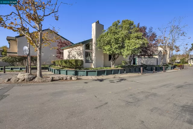 MLS: 41045646 Condo For Sale