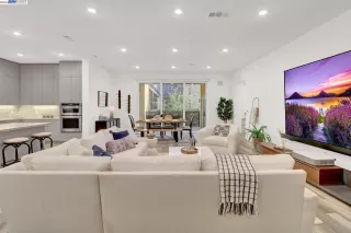 Photo #4: 41045655 Listing