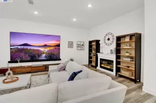 Photo #5: 41045655 Listing