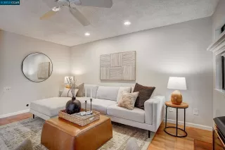 Photo #1: 41045697 Listing 