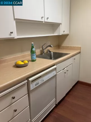 Photo #3: 41045777 Listing 