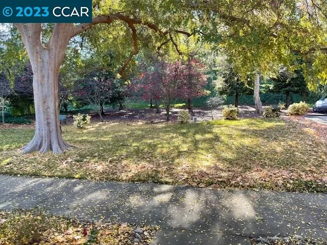 MLS: 41045780 Condo For Sale