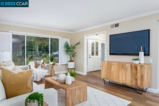 Photo #6: 41045780 Listing 