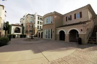 Photo #2: 41045785 Listing