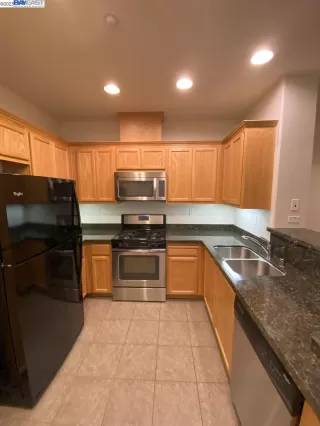 Photo #5: 41045785 Listing